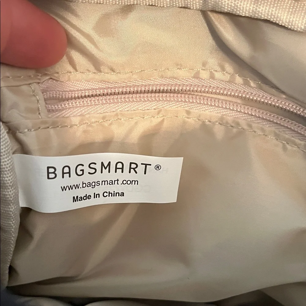 Bagsmart Puffer Black Quilted Crossbody Bag NWT
